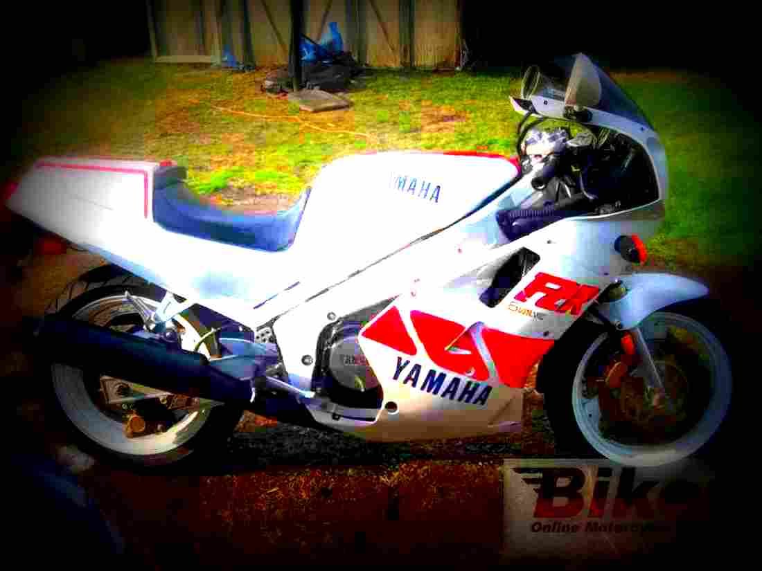 Yamaha FZR 750 Genesis (reduced effect) 1988 1 motorbike A4 Photo Print