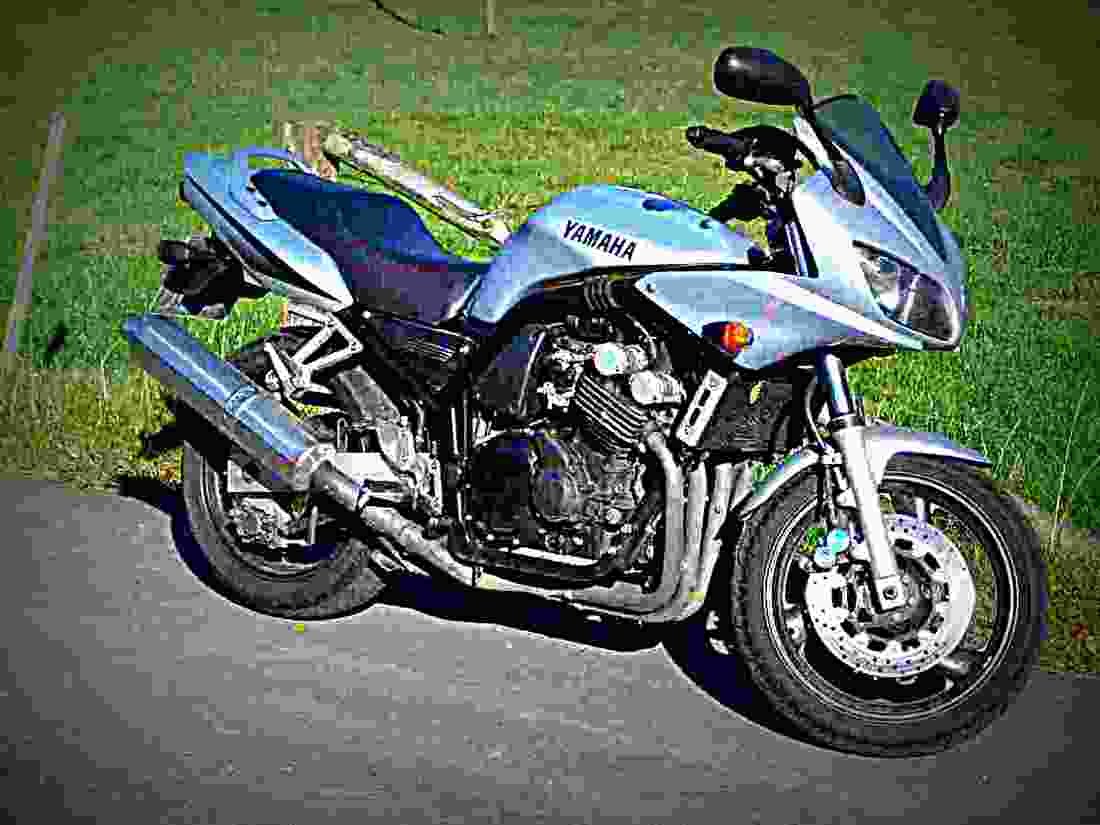 Yamaha FZS 600 N 2000 1 motorbike A4 Photo Print