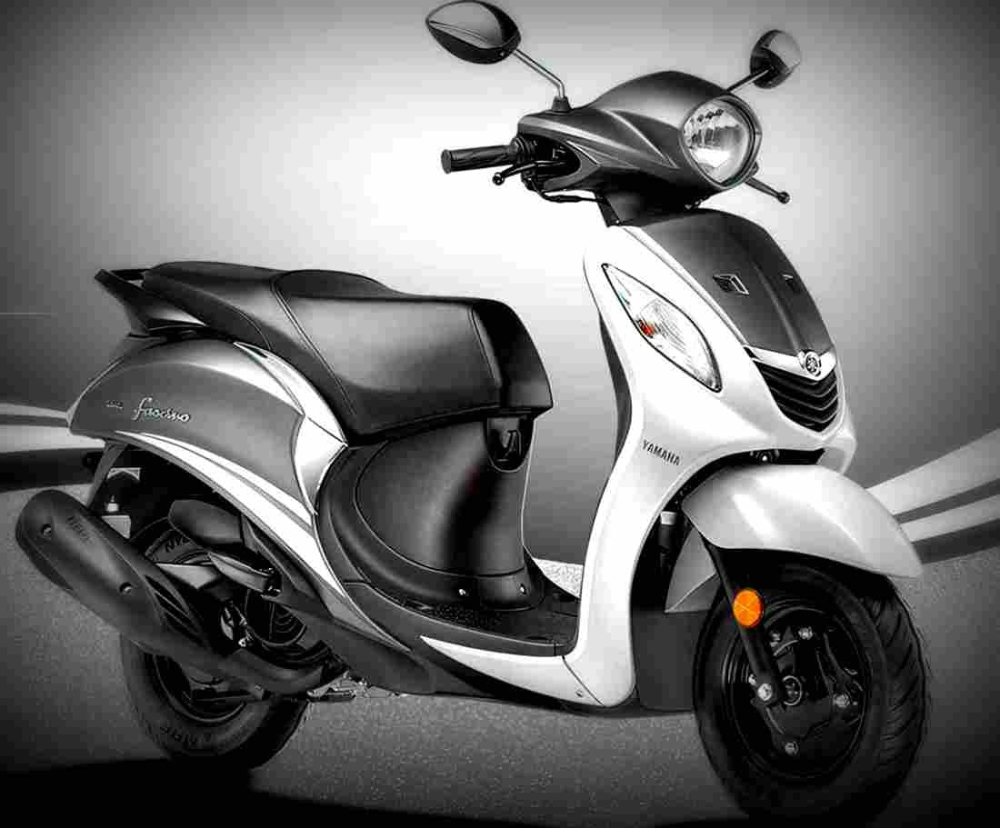 Yamaha Fascino 2017 4 motorbike A4 Photo Print