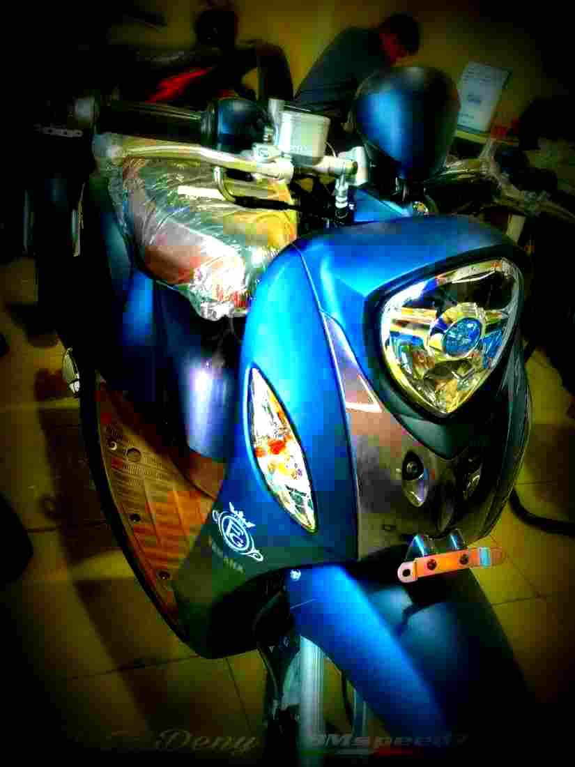 Yamaha Fino 125 Blue Core 2017 4 motorbike A4 Photo Print