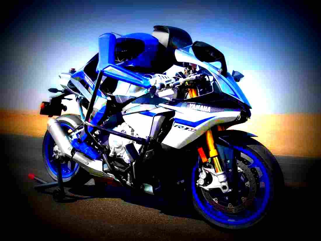 Yamaha MOTOROiD 2018 1 motorbike A4 Photo Print
