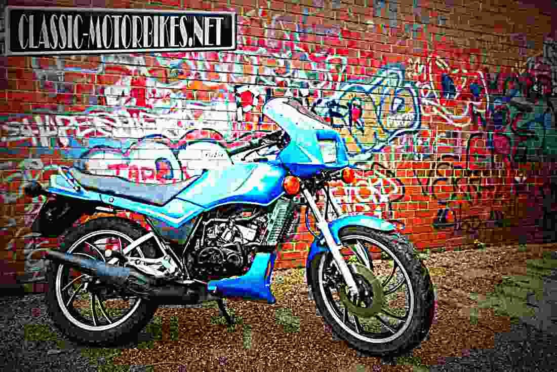 Yamaha RD 125 LC 1982 2 motorbike A4 Photo Print