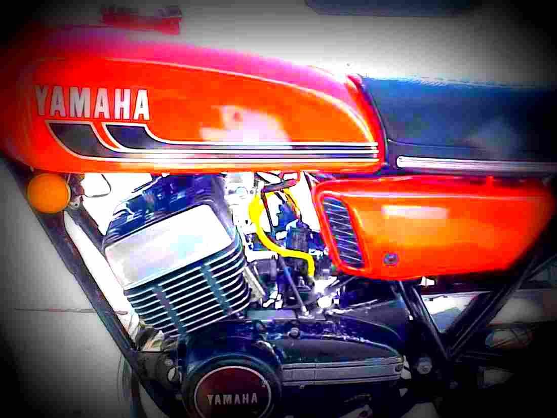 Yamaha RD 350 1975 2 motorbike A4 Photo Print