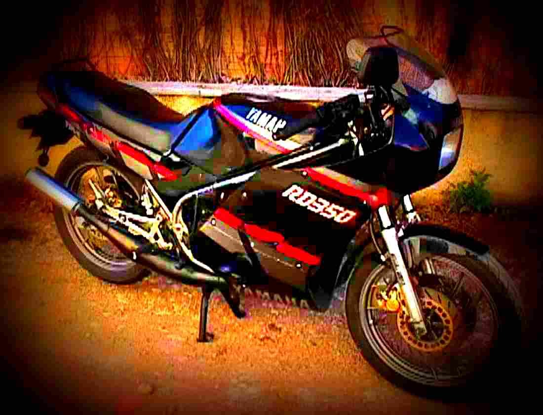 Yamaha RD 350 F 1988 4 motorbike A4 Photo Print