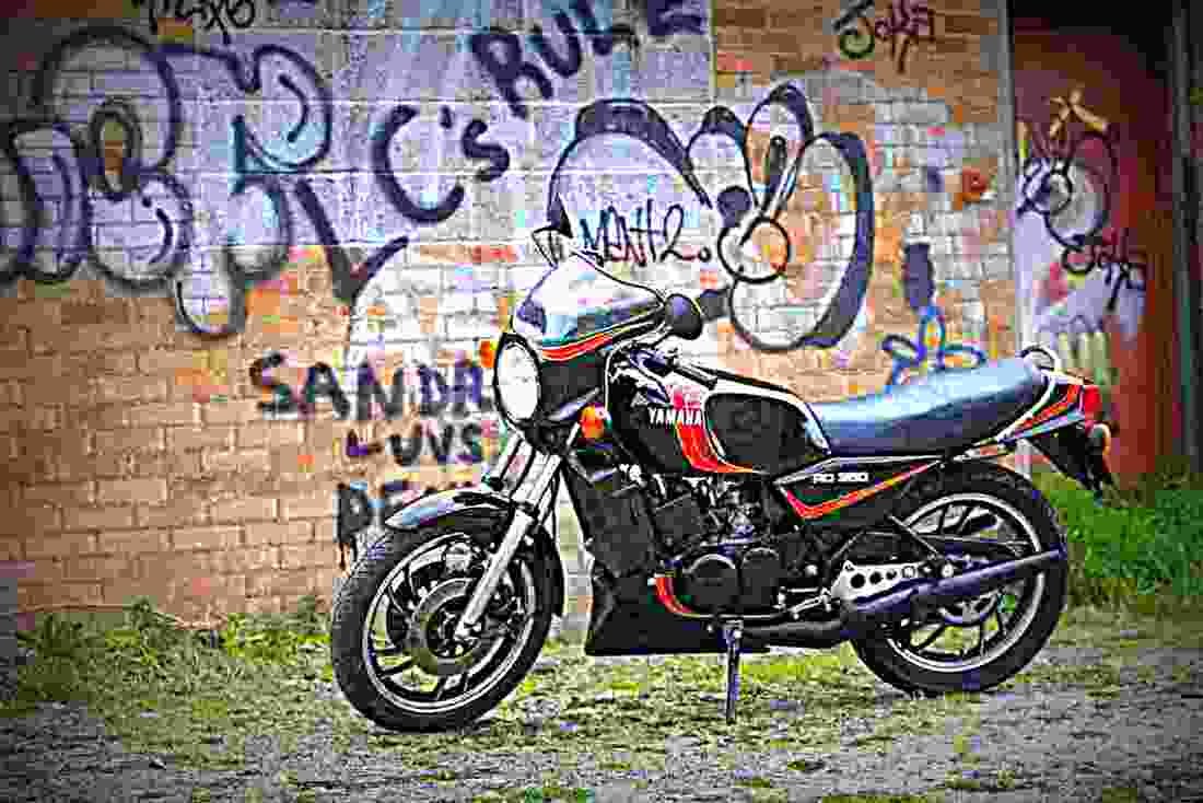 Yamaha RD 350 LC 1982 5 motorbike A4 Photo Print