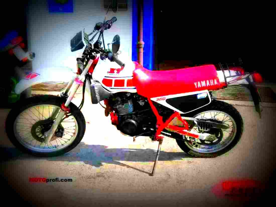 Yamaha RD 350 N (reduced effect) 1989 1 motorbike A4 Photo Print