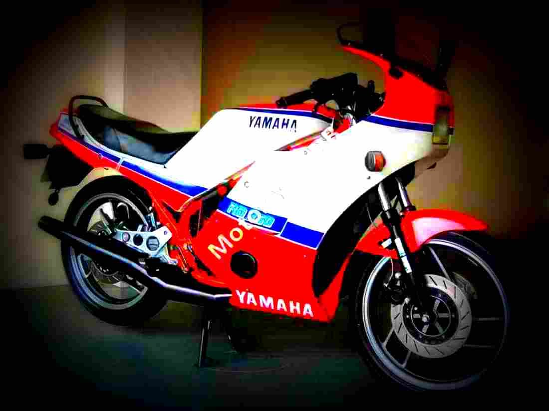 Yamaha RD 350 N (reduced effect) 1990 2 motorbike A4 Photo Print