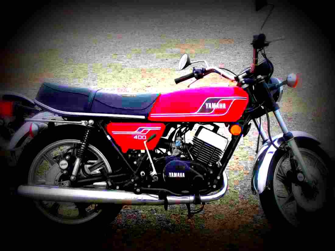 Yamaha RD 400 C 1977 3 motorbike A4 Photo Print