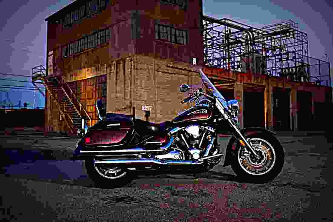Yamaha Road Star S Road Star S 1 motorbike A4 Photo Print