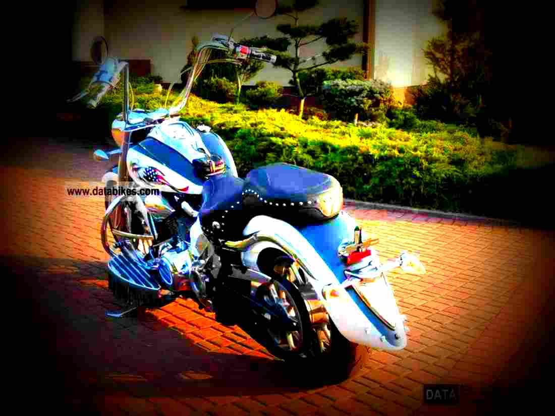 Yamaha Roadliner Roadliner Midnight 1 motorbike A4 Photo Print