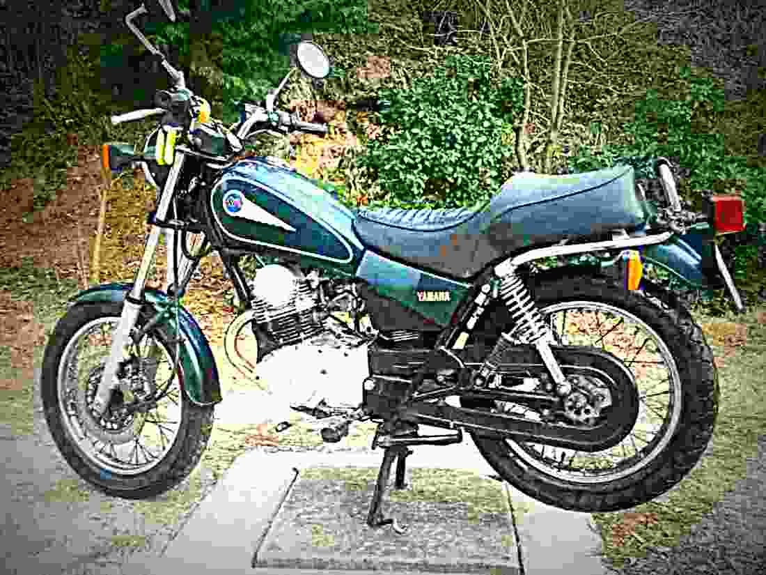Yamaha SR 125 1997 4 motorbike A4 Photo Print