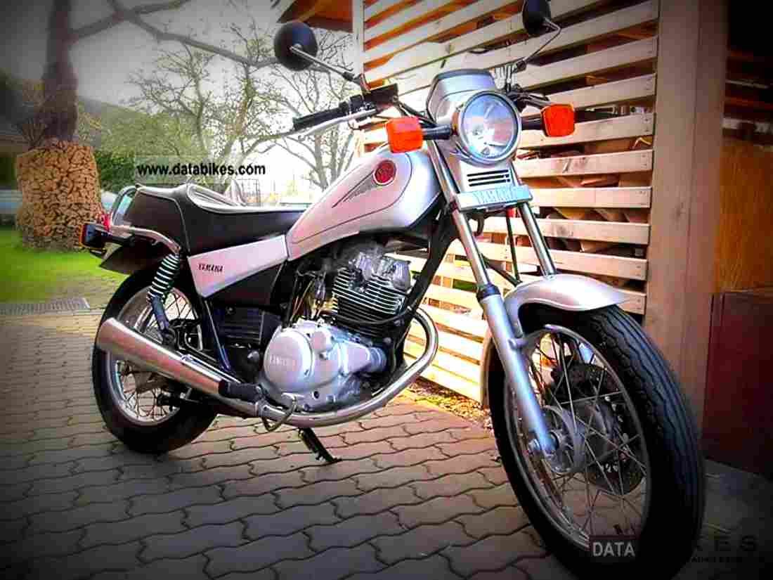 Yamaha SR 125 1997 6 motorbike A4 Photo Print
