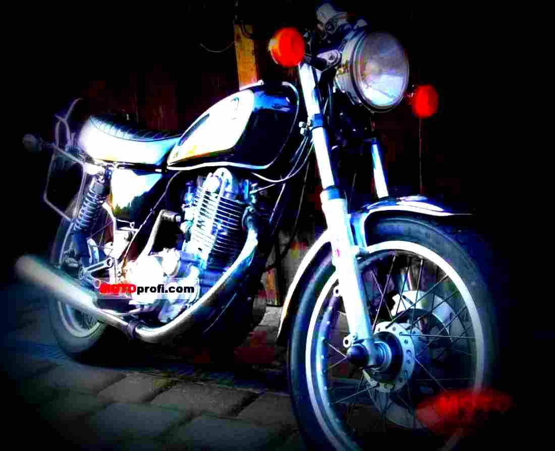 Yamaha SR 500 1987 2 motorbike A4 Photo Print