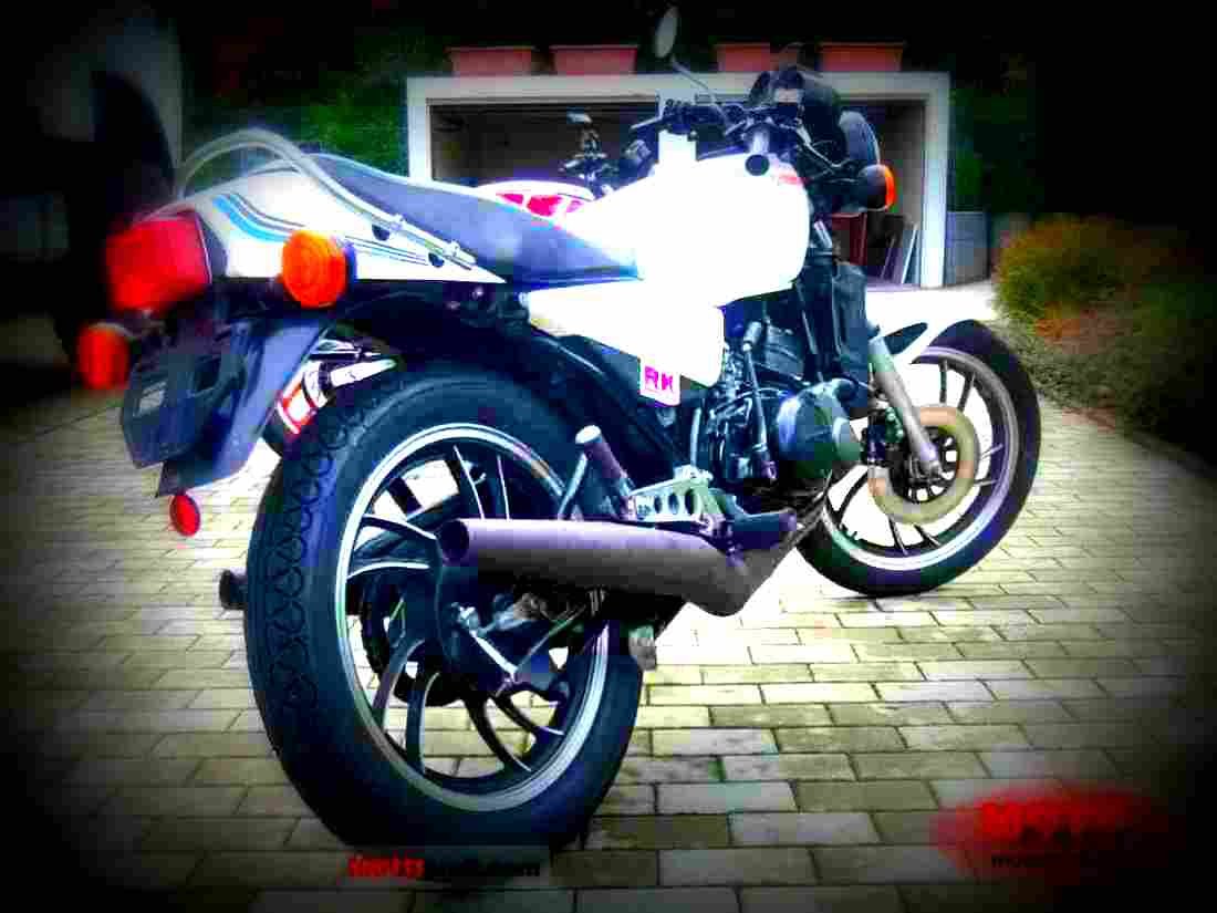 Yamaha SR 500 G (cast wheels) 1980 6 motorbike A4 Photo Print