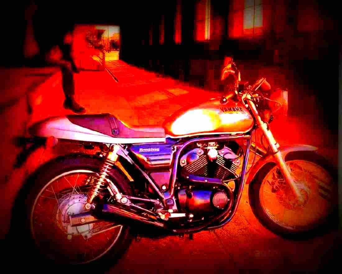 Yamaha SRV 250 SRV 250 3 motorbike A4 Photo Print
