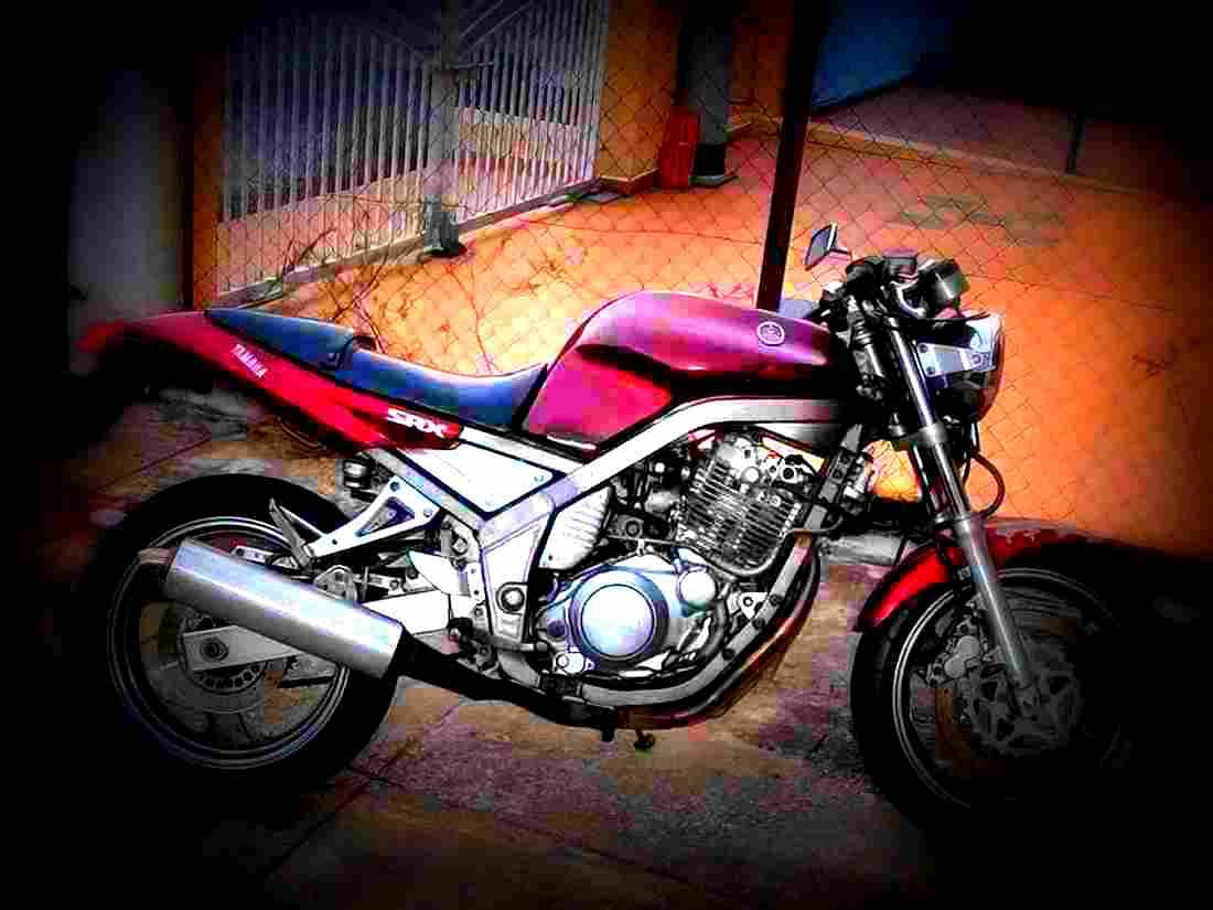 Yamaha SRX 600 1991 1 motorbike A4 Photo Print