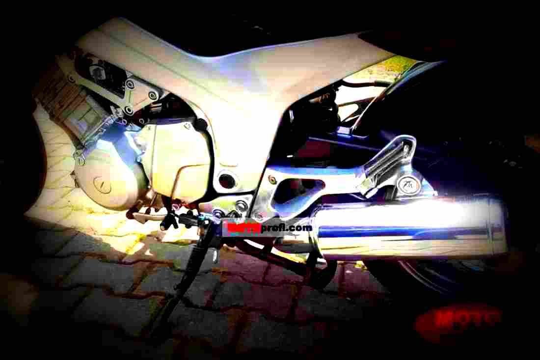 Yamaha TDM 850 1994 3 motorbike A4 Photo Print