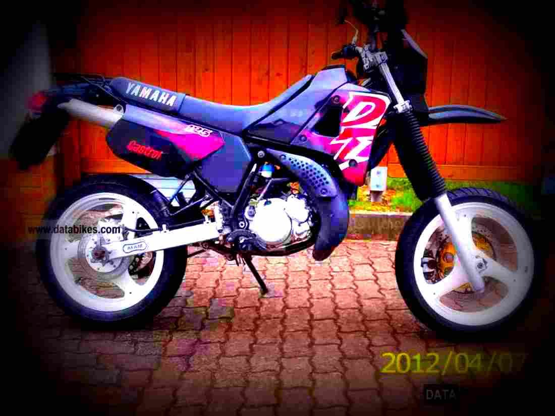 Yamaha TDR 125 1997 2 motorbike A4 Photo Print