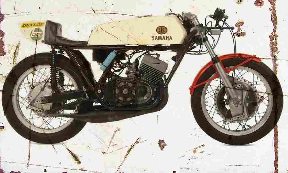 Yamaha TR3 1972 Aged Vintage A4 Photo Print