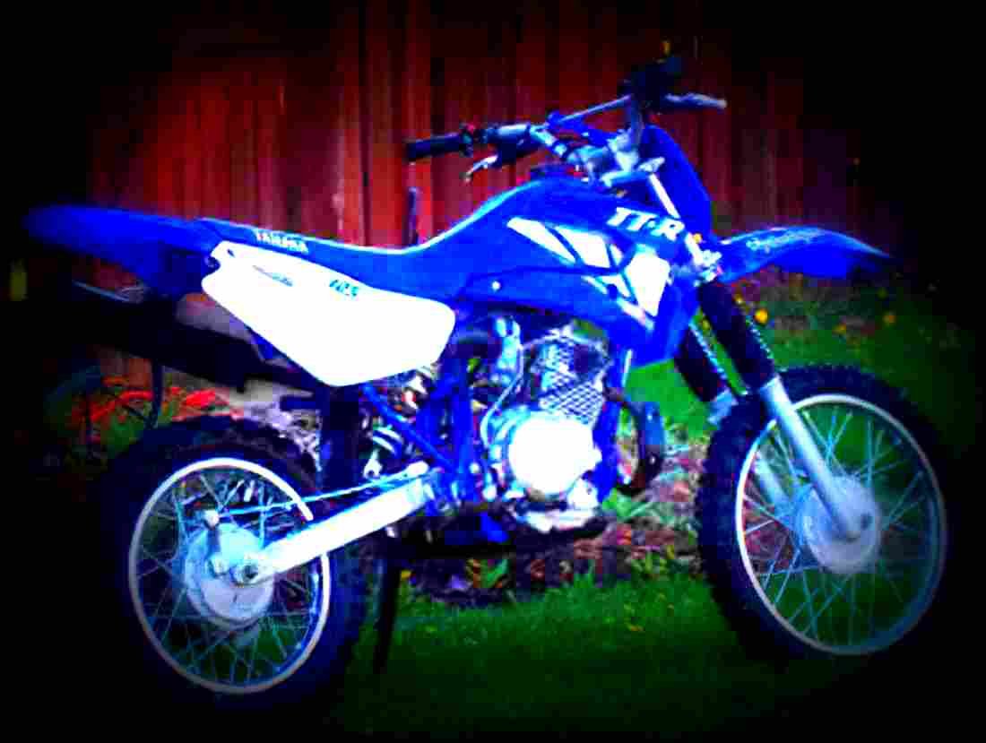 Yamaha TT 600 R 2001 6 motorbike A4 Photo Print