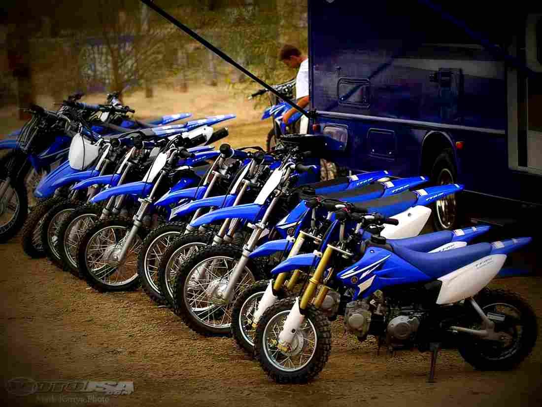 Yamaha TT R 110E TT R 110E 2 motorbike A4 Photo Print