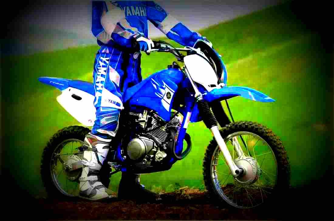 Yamaha TT R 125 LW 2002 1 motorbike A4 Photo Print