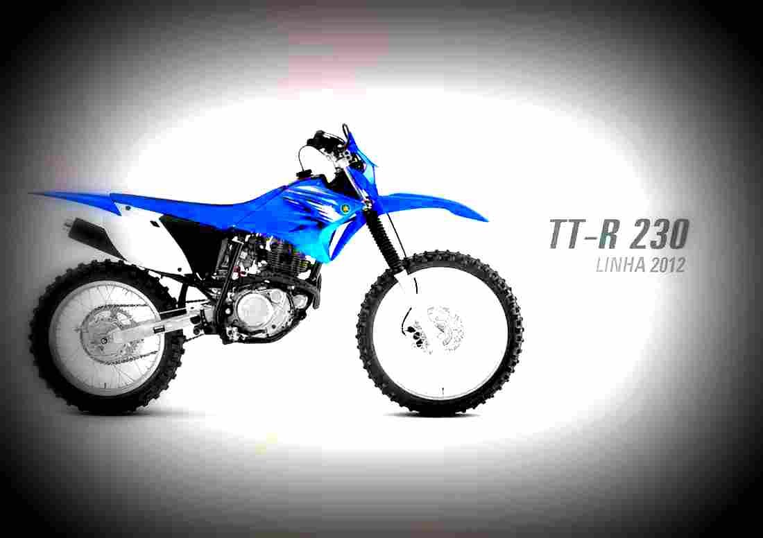Yamaha TT R 230 TT R 230 4 motorbike A4 Photo Print