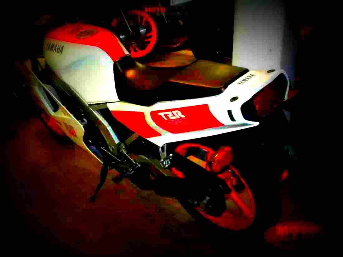 Yamaha TZR 250 1990 1 motorbike A4 Photo Print