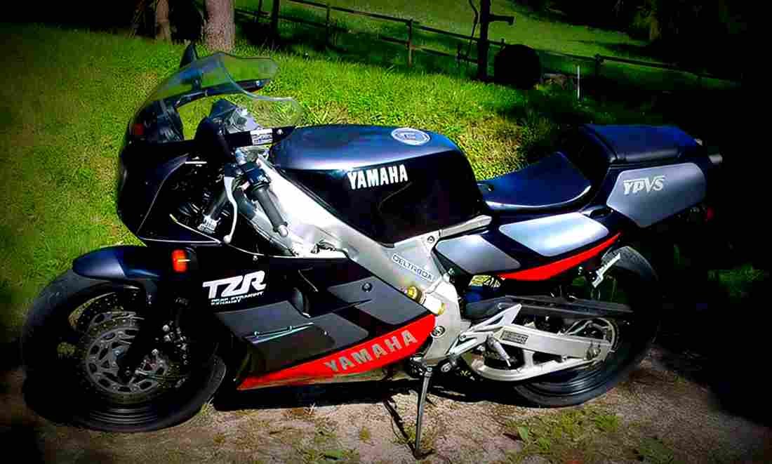 Yamaha TZR 250 1990 5 motorbike A4 Photo Print