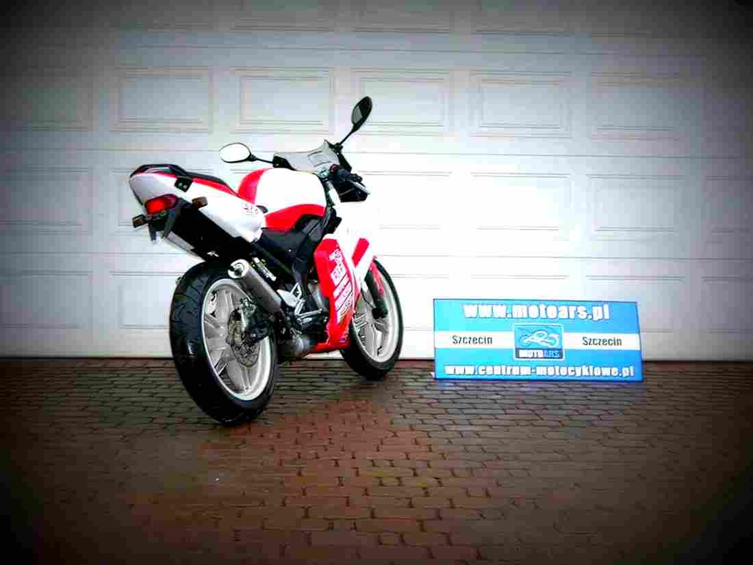 Yamaha TZR 50 2003 6 motorbike A4 Photo Print
