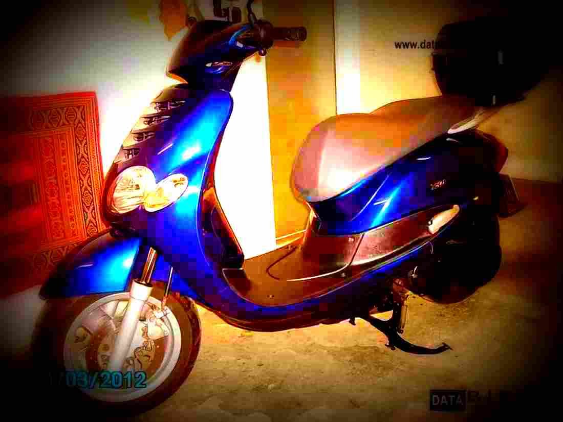 Yamaha Teos 125 125cc 2 motorbike A4 Photo Print