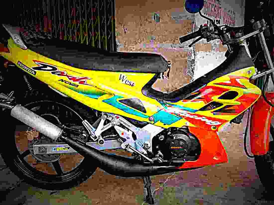 Yamaha Tiara 125 125cc 2 motorbike A4 Photo Print