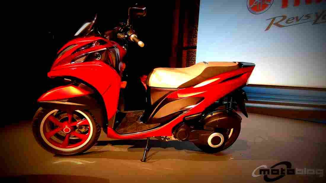 Yamaha Tricity 125cc 3 motorbike A4 Photo Print