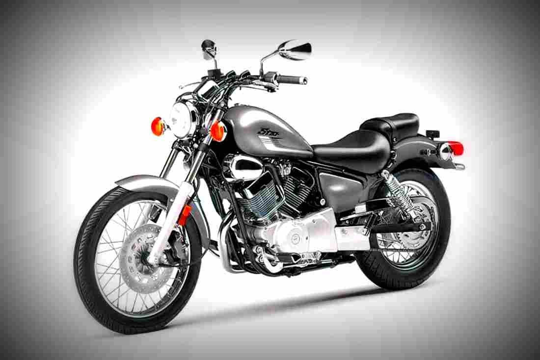 Yamaha V Star 250 2017 2 motorbike A4 Photo Print