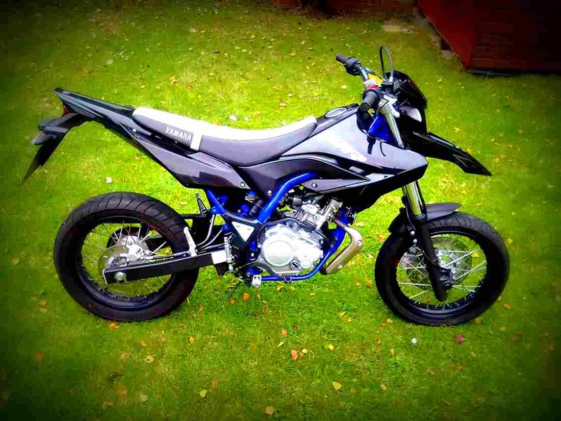 Yamaha WR125X 2017 1 motorbike A4 Photo Print