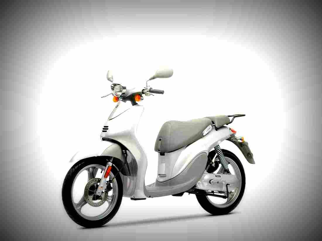 Yamaha Why Why 50 1 motorbike A4 Photo Print