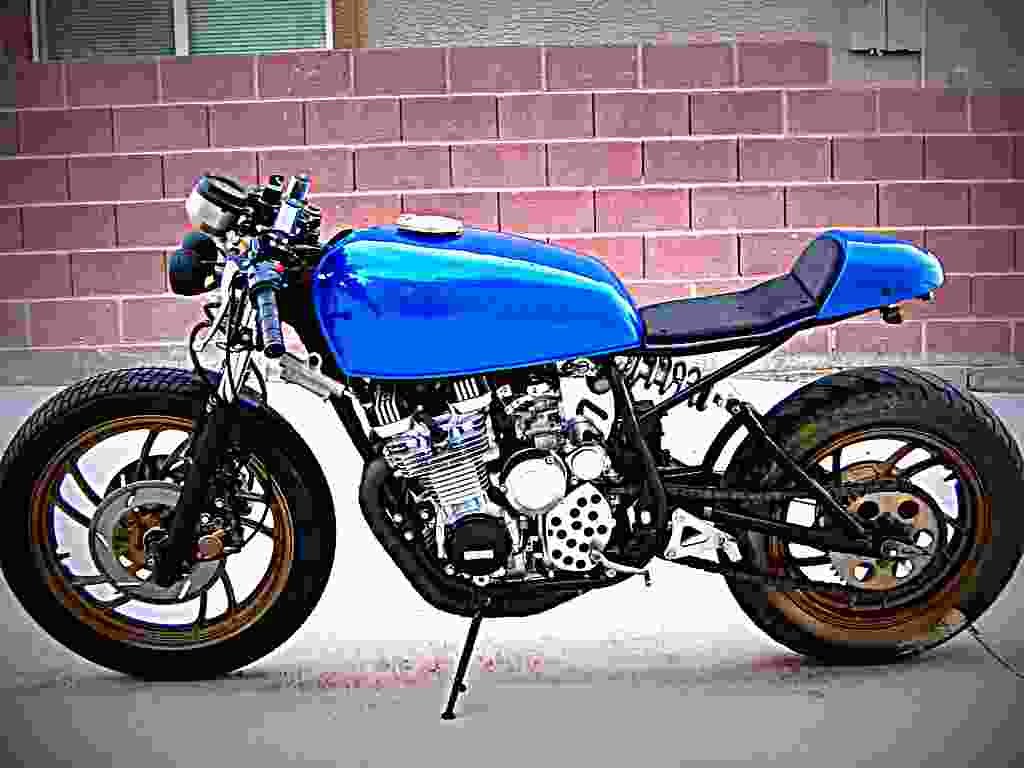 Yamaha XJ 550 1982 3 motorbike A4 Photo Print