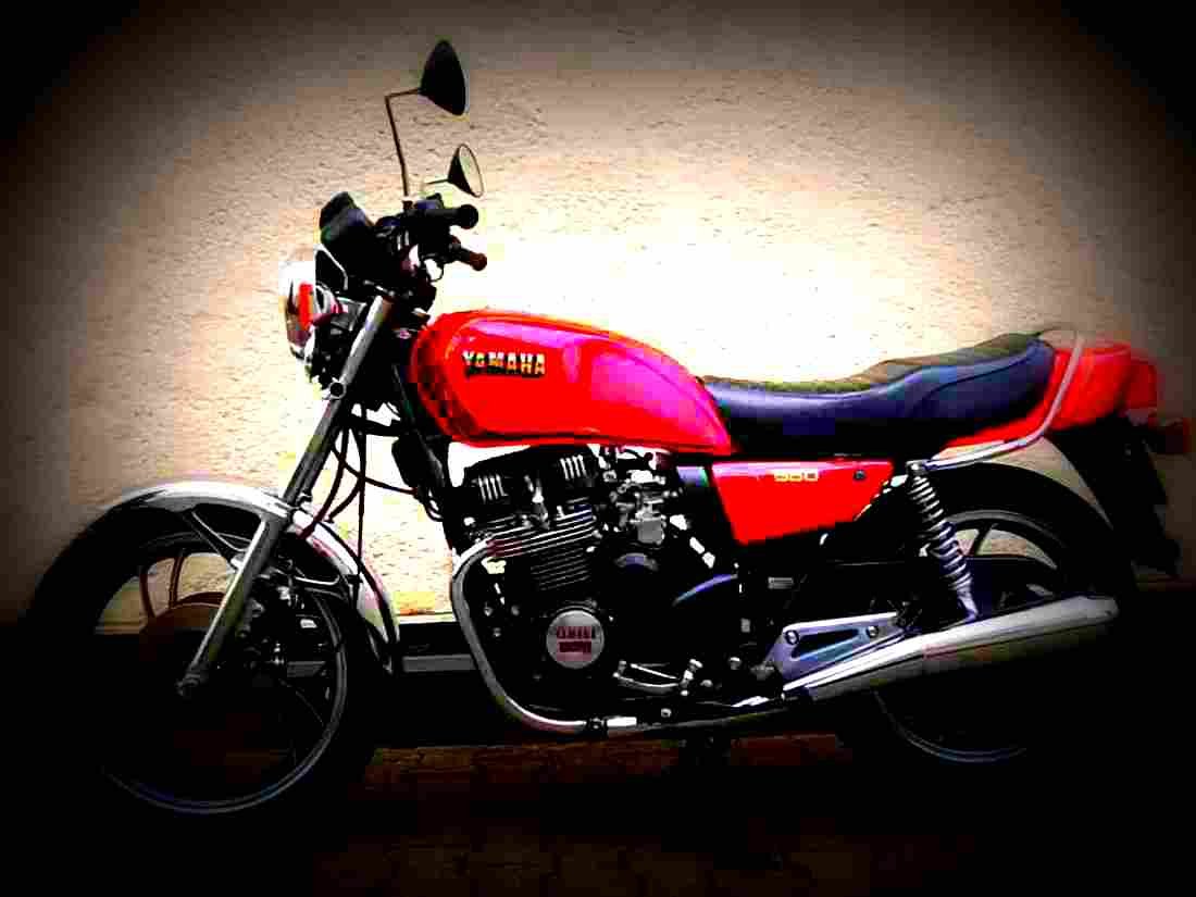 Yamaha XJ 550 1983 4 motorbike A4 Photo Print