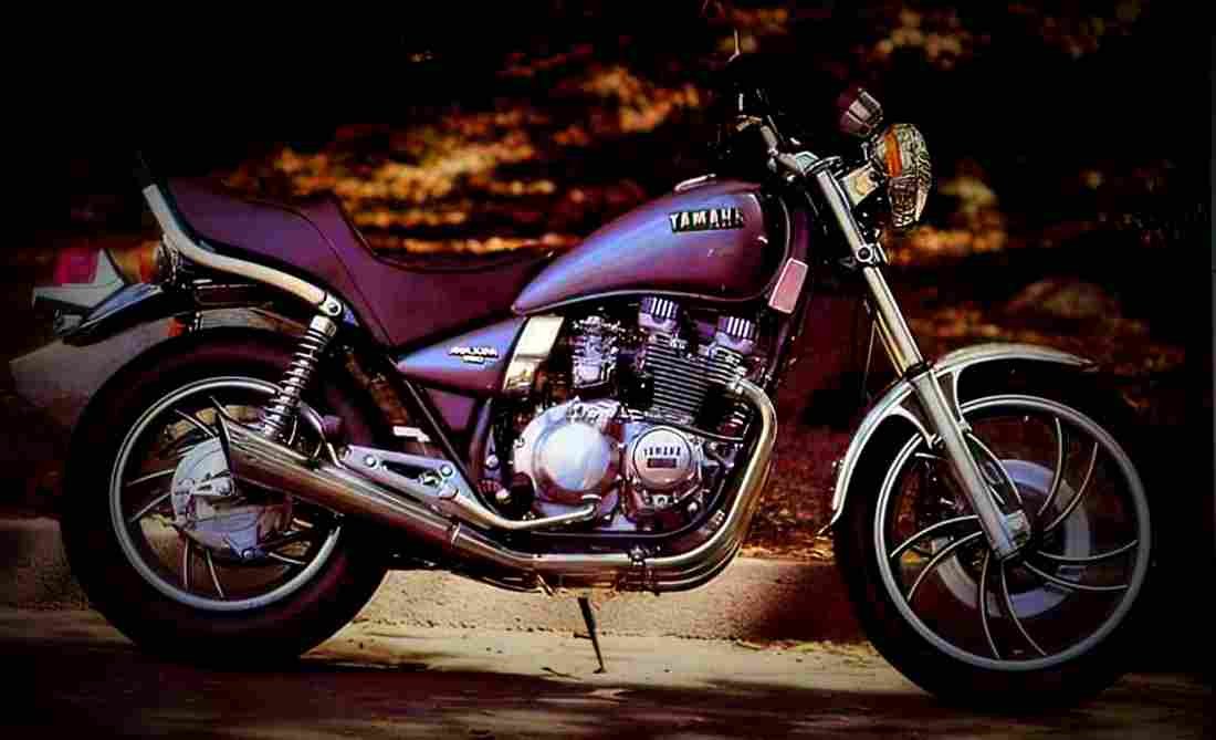 Yamaha XJ 550 1984 2 motorbike A4 Photo Print