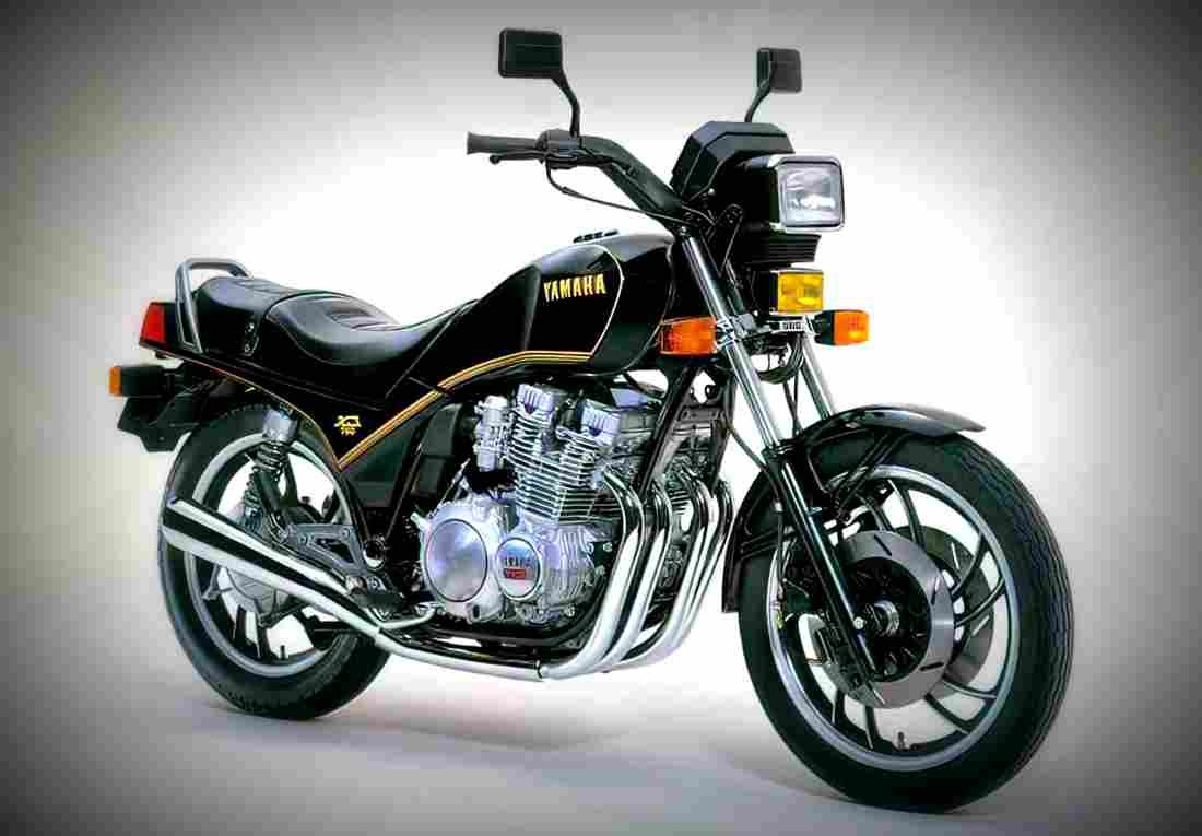 Yamaha XJ 750 1983 2 motorbike A4 Photo Print