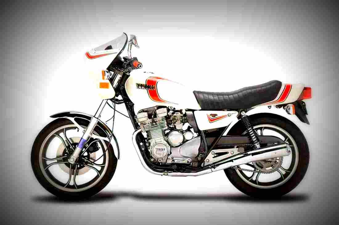Yamaha XJ 750 Seca 1981 4 motorbike A4 Photo Print