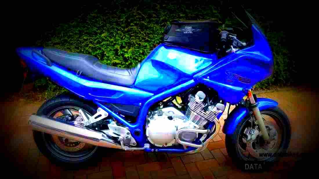 Yamaha XJ 900 S Diversion 2002 5 motorbike A4 Photo Print