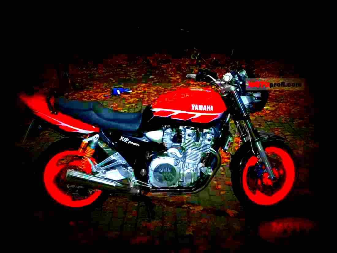 Yamaha XJR 1300 SP 2001 1 motorbike A4 Photo Print