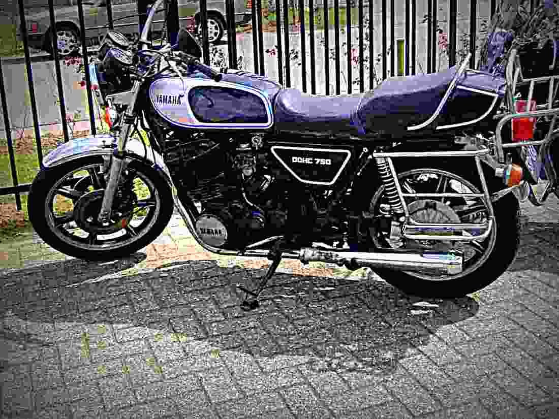 Yamaha XS 1100 1980 2 motorbike A4 Photo Print