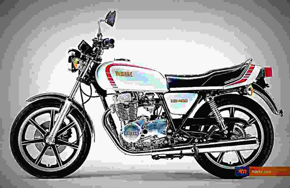 Yamaha XS 400 1978 1 motorbike A4 Photo Print