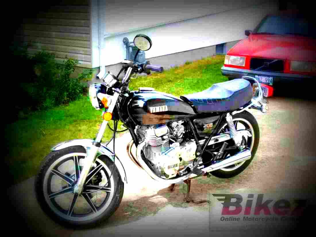 Yamaha XS 400 1978 5 motorbike A4 Photo Print