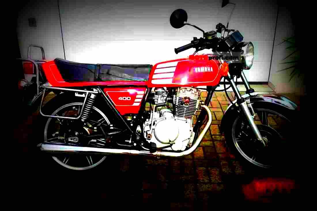 Yamaha XS 400 1979 4 motorbike A4 Photo Print