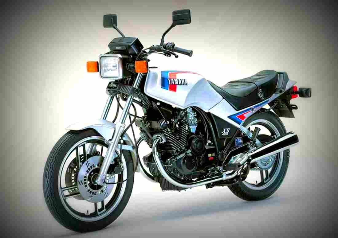 Yamaha XS 400 DOHC 1982 1 motorbike A4 Photo Print