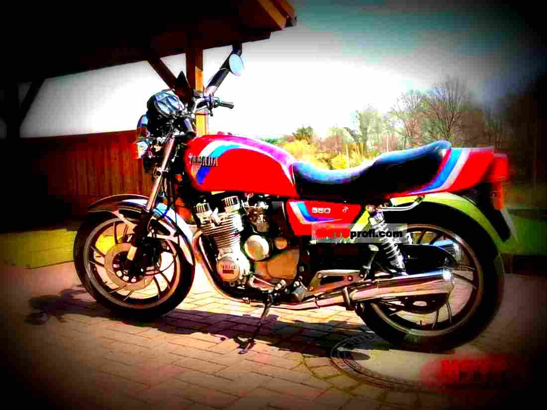 Yamaha XS 400 DOHC 1988 2 motorbike A4 Photo Print