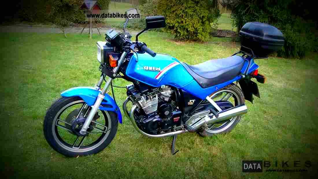 Yamaha XS 400 DOHC 1990 1 motorbike A4 Photo Print